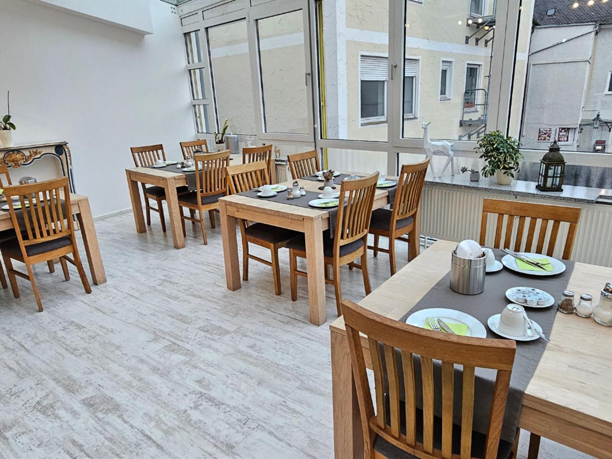 Hotel Hirsch Günzburg Dış mekan fotoğraf