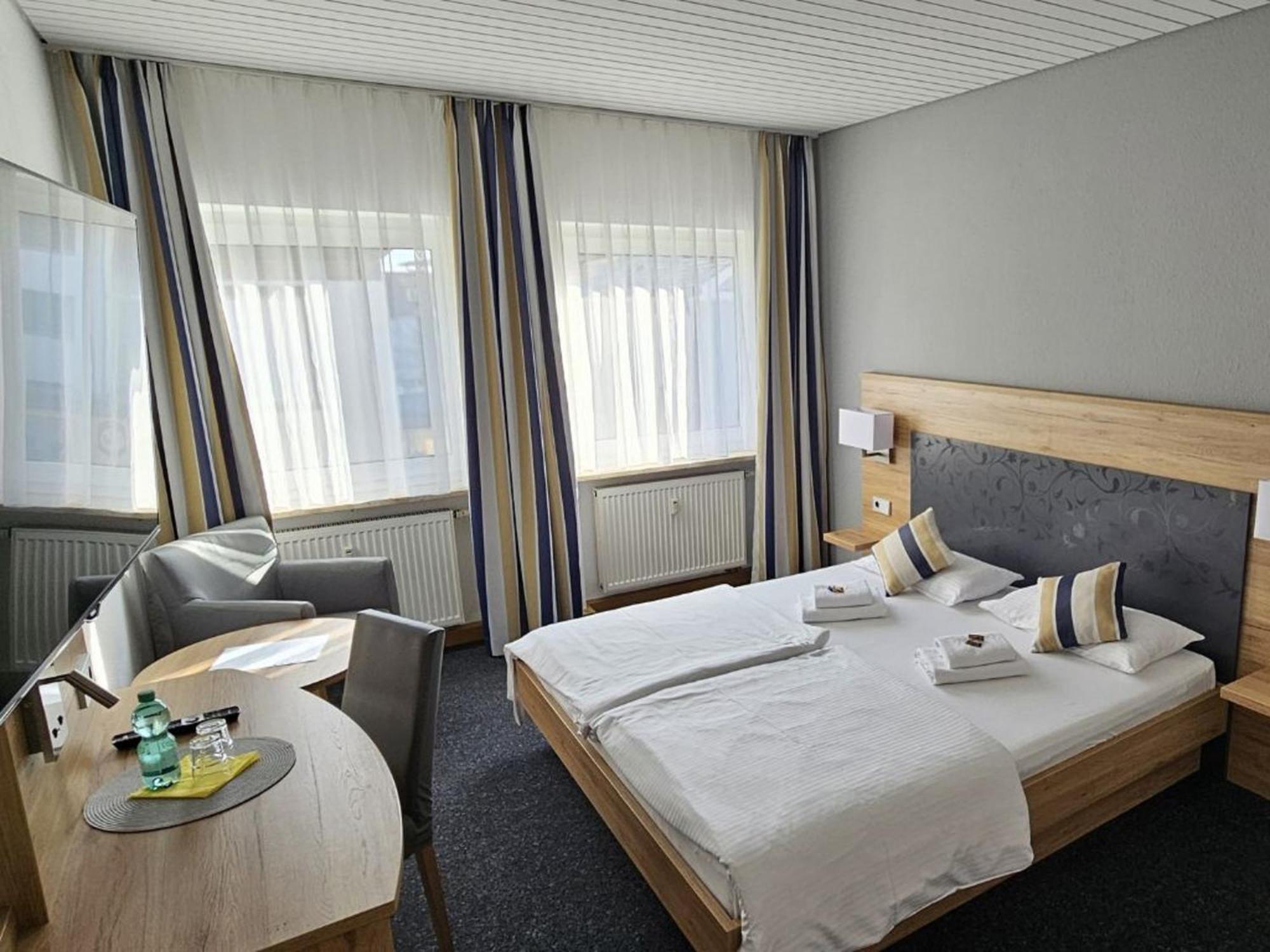 Hotel Hirsch Günzburg Dış mekan fotoğraf